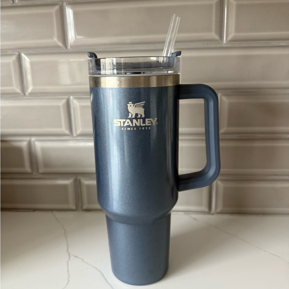 Stanley Midnight Pearlescent Quencher 40oz Tumbler